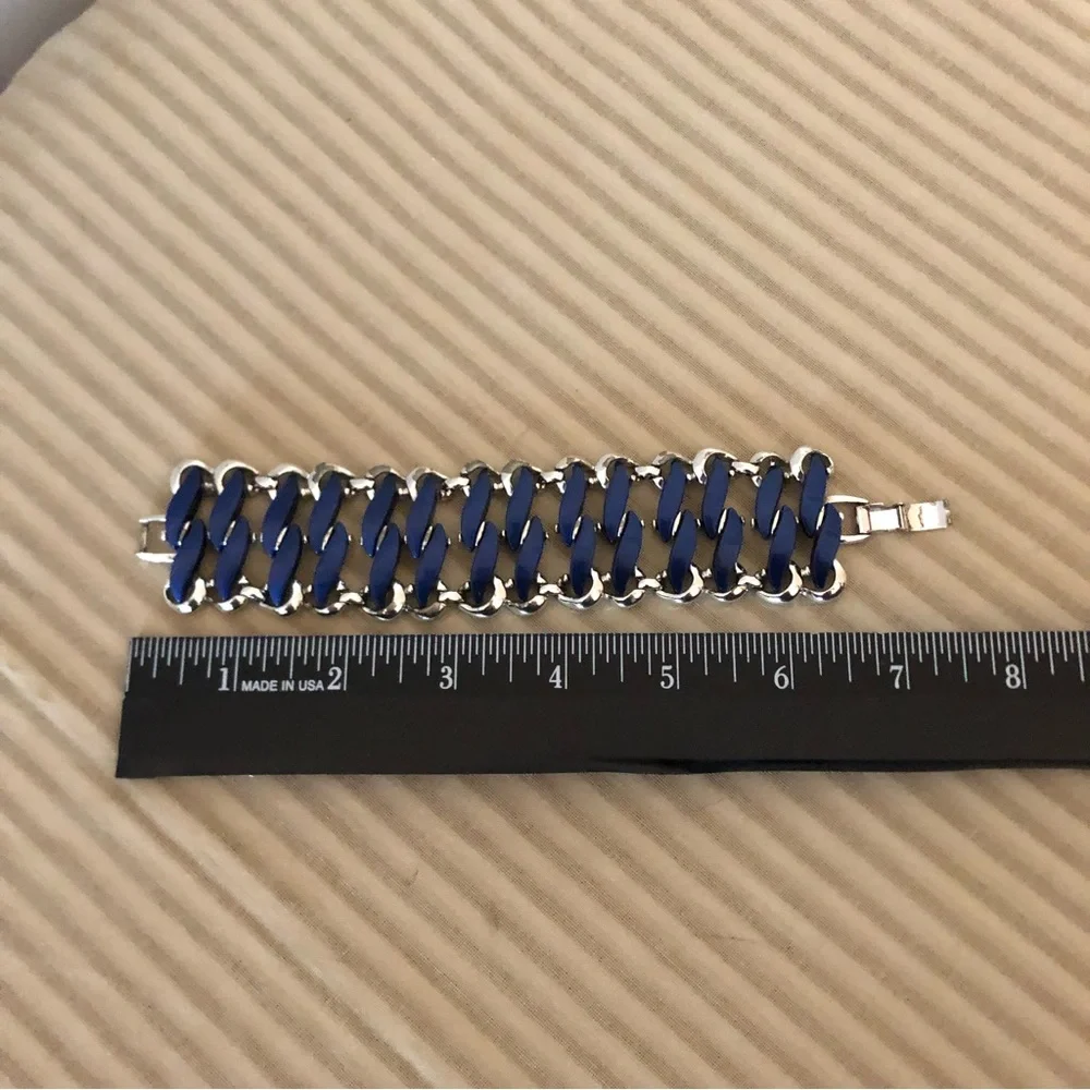 Claudette Vintage 2pc Jewelry - Picture 5 of 5